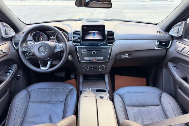 Used Mercedes-Benz GLE 2017 GLE 320 4MATIC Dynamic Model
