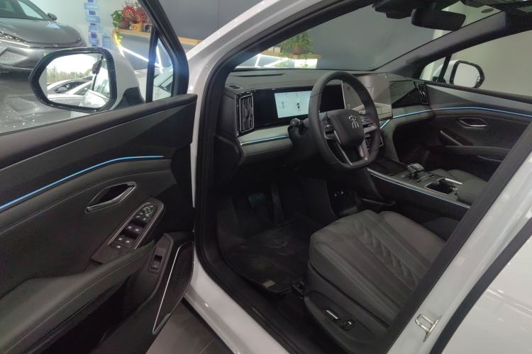 Used BYD Song L DM-i 2025 Intelligent Driving Version 160 km Beyond-Range Type