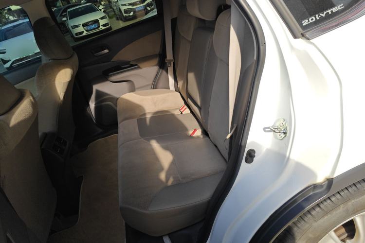 Used Honda CR-V 2015 2.0L 2WD Classic Edition
