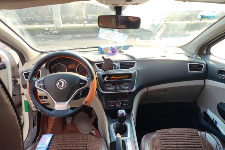Used Dongfeng Aeolus L60 2015 1.8L Manual New Enjoyment Version