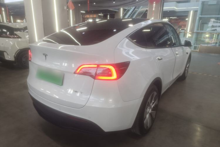 Used Tesla Model Y 2021 Standard Range Rear-Wheel Drive Version
