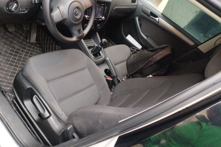 Used Volkswagen Sagitar 2014 Revised Version 1.6L Manual Fashion Edition