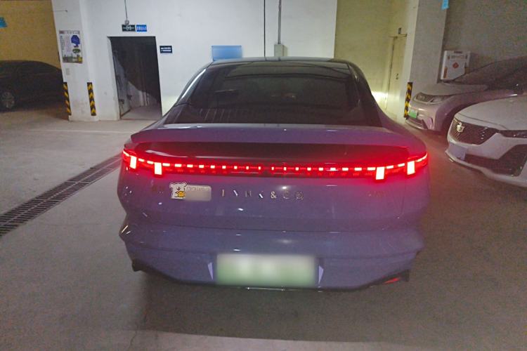 Used Lynk & Co Z10 2025 95 kWh 766 km Range Rear-Wheel Drive Max