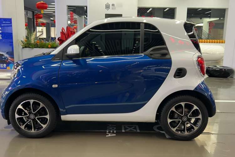 Used smart fortwo 2015 1.0L 52 kW Hardtop Passion Edition