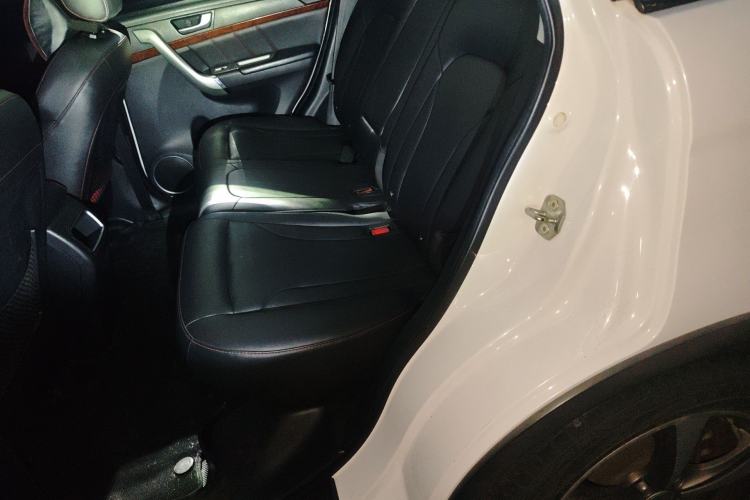 Used Haval H6 2015 Sport Edition 1.5T Manual Two-Wheel Drive Elite Model Left Rear Seat