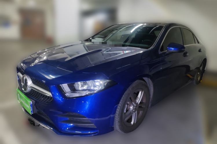 Used Mercedes-Benz A-Class 2022 Restyled A 180 L Sport Sedan Guazi used car, China used car export, Used car for sale, Used  cars, Cheapest cars for sale