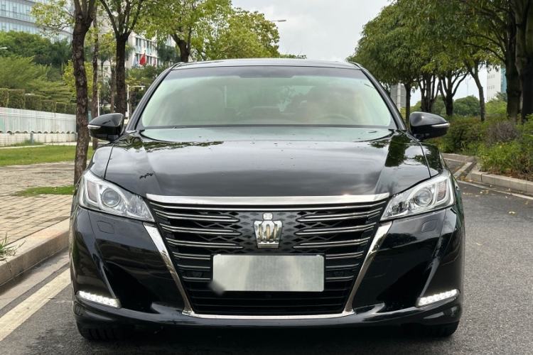 Used Toyota Crown 2018 2.0T Fashion Edition
