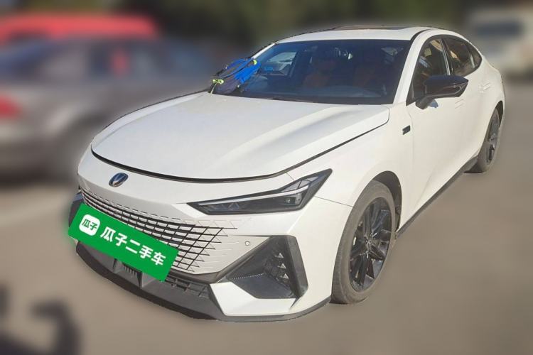 Used Changan UNI-V iDD 2023 ZhiDian iDD 1.5T 113km Smart & Fun Version