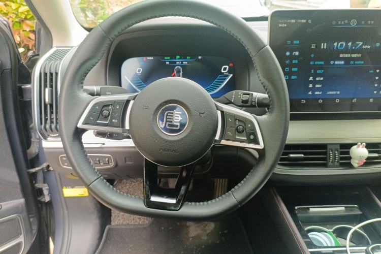 Used BYD Tang New Energy 2018 DM 2.0T All-Wheel Drive Smart Connect Elite 7-Seater China V Emission Standard
