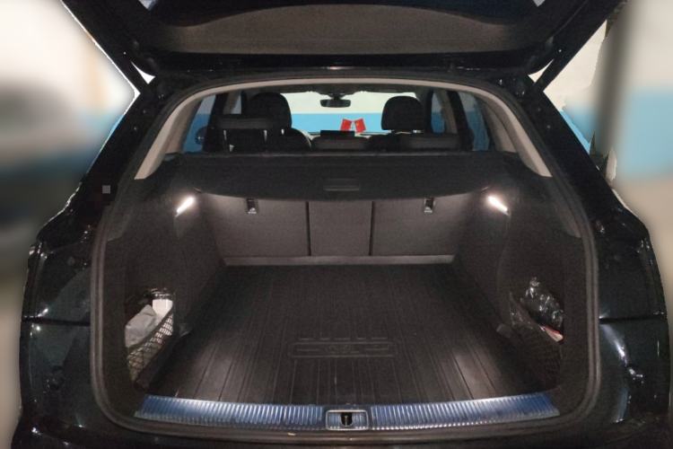 Used Audi Q5L 2024 40 TFSI Fashion Dynamic Model Trunk