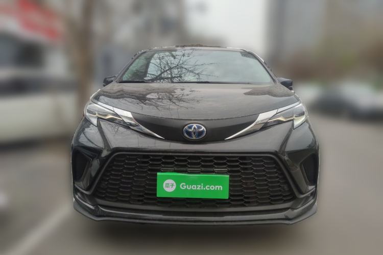 Used Toyota Granvia 2023 2.5L Hybrid Comfort Edition