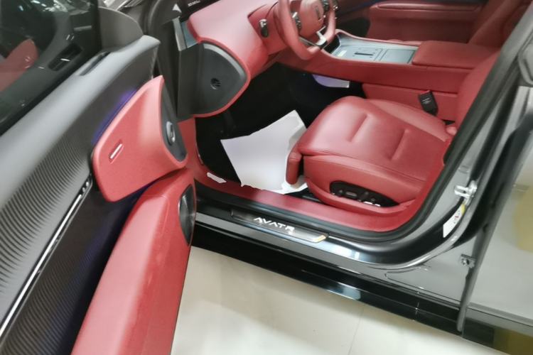 Used Avatr 12 2025 Year Updated Ultra Extended-Range Version
