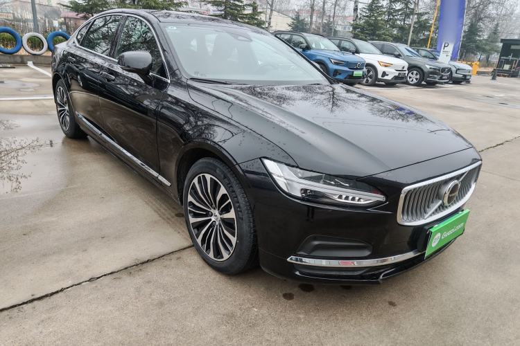 Used Volvo S90 2024 B5 Zhiyi Luxury Edition
