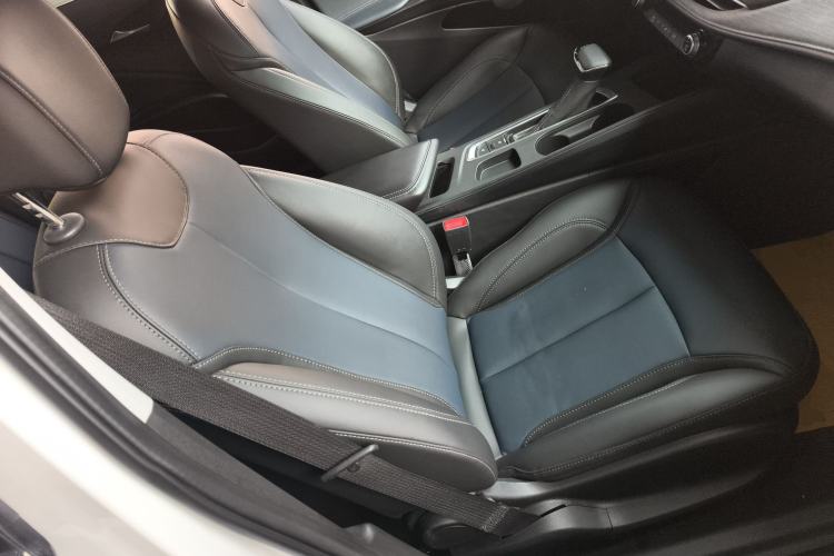 Used Buick Velite 6 2023 Revised Version 430 km Range – Commuter Edition
