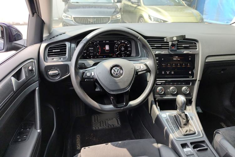 Used Volkswagen Golf 2020 Zhiai Edition 280TSI DSG Luxury Model