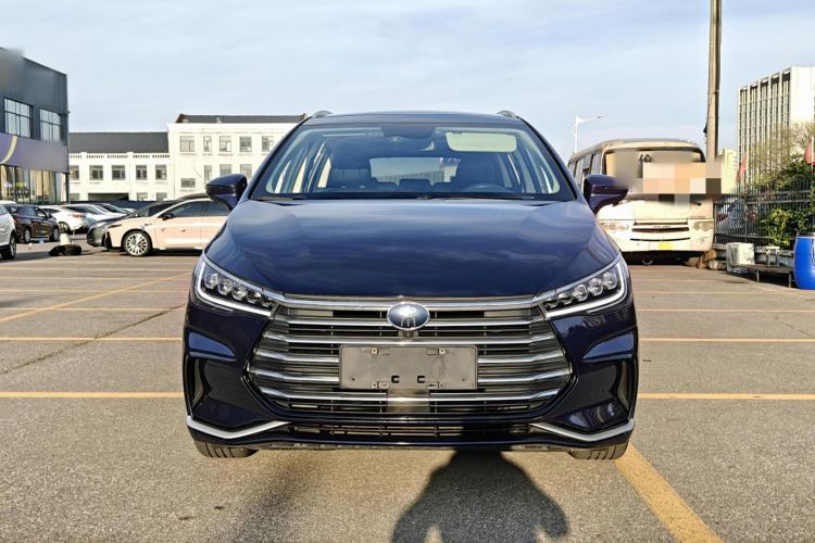 Used BYD Song MAX 2021 Upgraded Model 1.5T Automatic Prestige 7-Seater Front