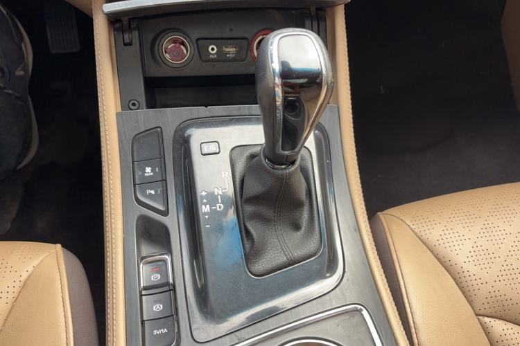 Used Baojun 730 2017 1.8L iAMT Prestige Version 7 Seats