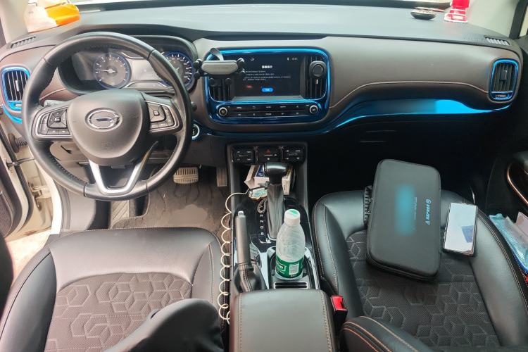 Used GAC Trumpchi GS3 2019 235T Automatic Elite Edition Center Console