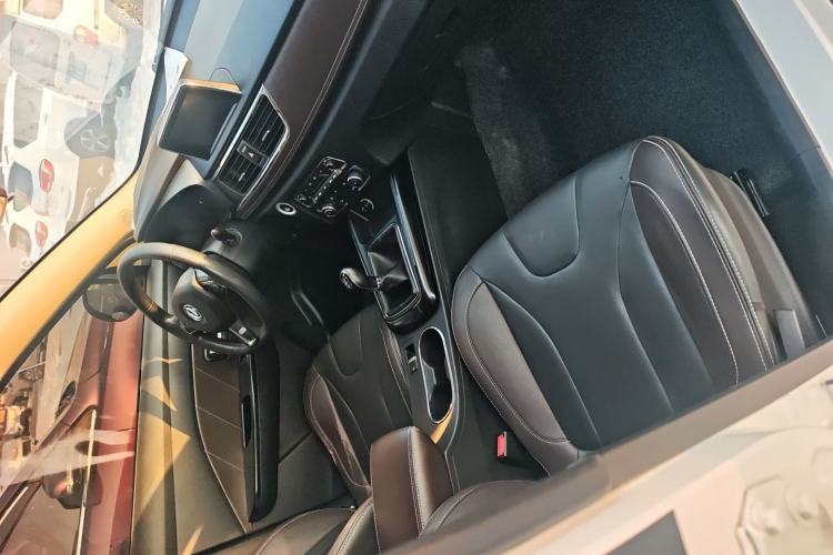 Used Dongfeng Fengon 370 2020 S370 1.5L Manual Luxury 7-Seater