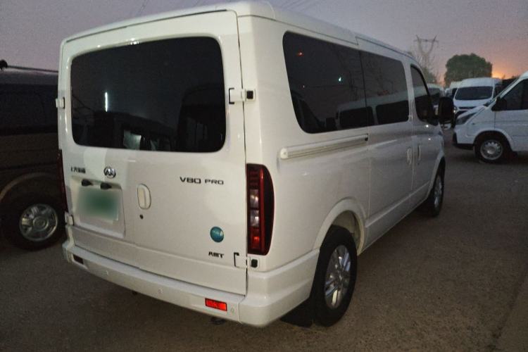 Used SAIC MAXUS Xintu V80 2024 Aotuntong 6AMT Short Wheelbase Ultra-Low Roof 147 Ps 5/6 Seats
