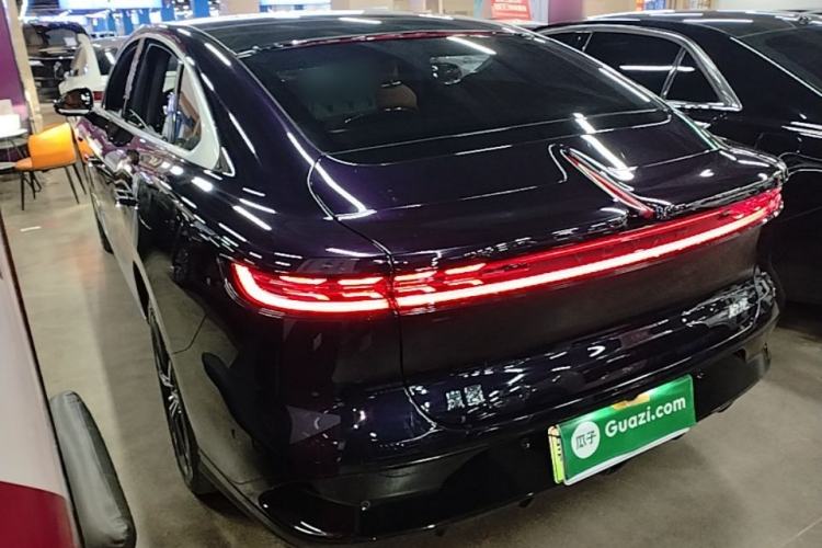 Used VOYAH PASSION 2024 PHEV Four-Wheel Drive Ultra-Long Range Flagship Model
