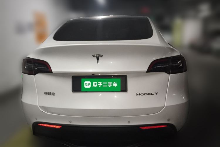 Used Tesla Model Y 2022 Long-Range All-Wheel-Drive Version Rear