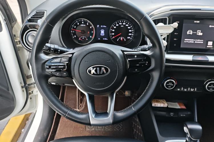 Used Kia kx1 Stonic 2019 1.4L Automatic Fun Edition China VI Steering Wheel