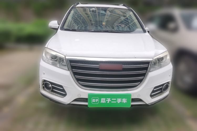 Used Haval H6 2013 Upgraded Model 2.4L Automatic Two-Wheel Drive Prestige Version
