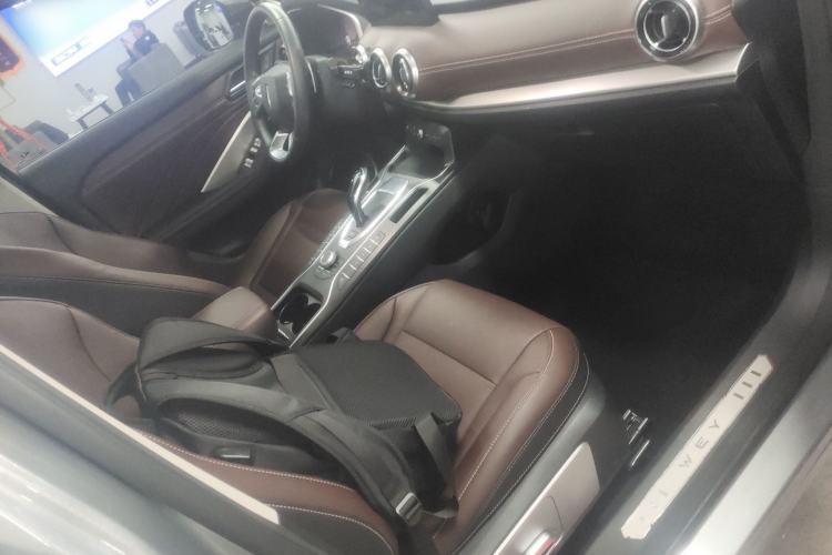 Used Wey VV6 2021 2.0T Two-Wheel Drive Smart Protection+