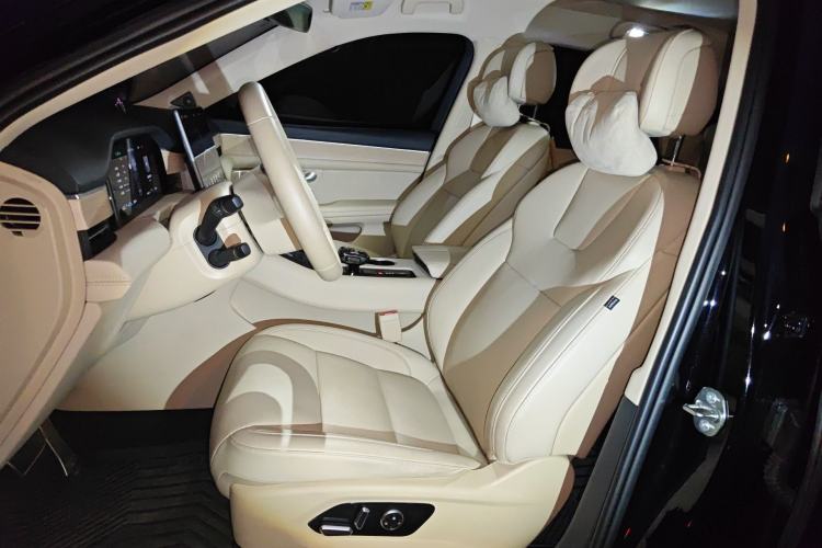 Used Hima AITO M5 2024 Extended-Range Max Rear-Wheel Drive Advanced Intelligent Driving Version Left Front Seat