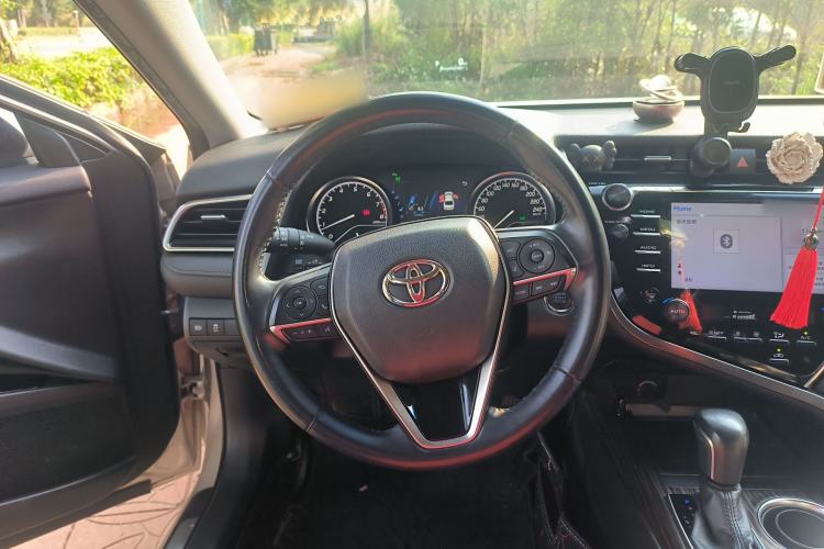 Used Toyota Camry 2018 2.5G Luxury Edition Steering Wheel