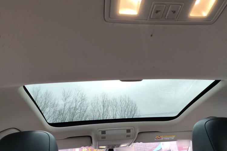 Used Volkswagen Golf 2017 230TSI Automatic Luxury Million-Vehicle Commemorative Edition