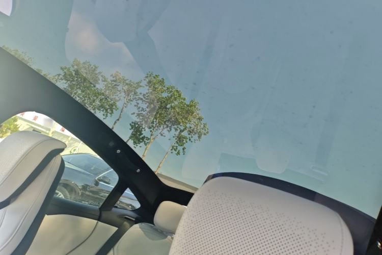 Used Xiaomi Auto SU7 2024 Four-Wheel Drive Ultra-Long Range Advanced Intelligent Driving Max Edition