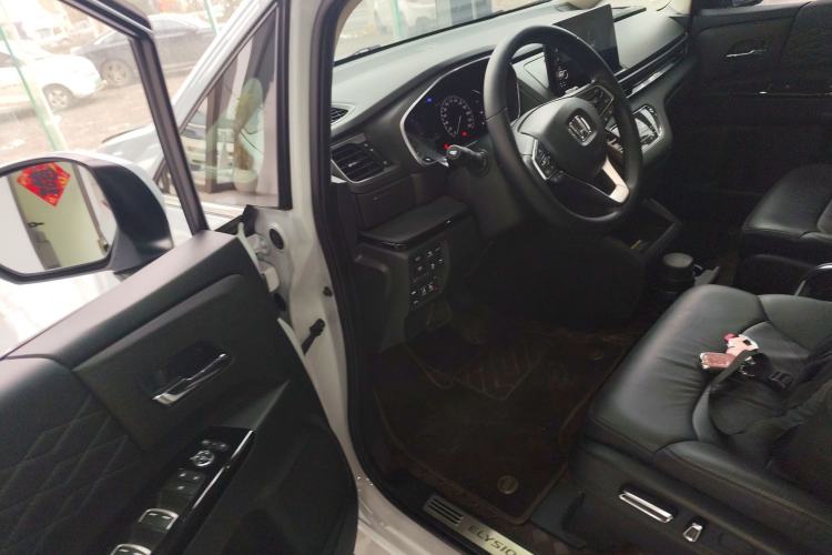 Used Honda Elysion 2024 2.0L eHEV Luxury Edition

