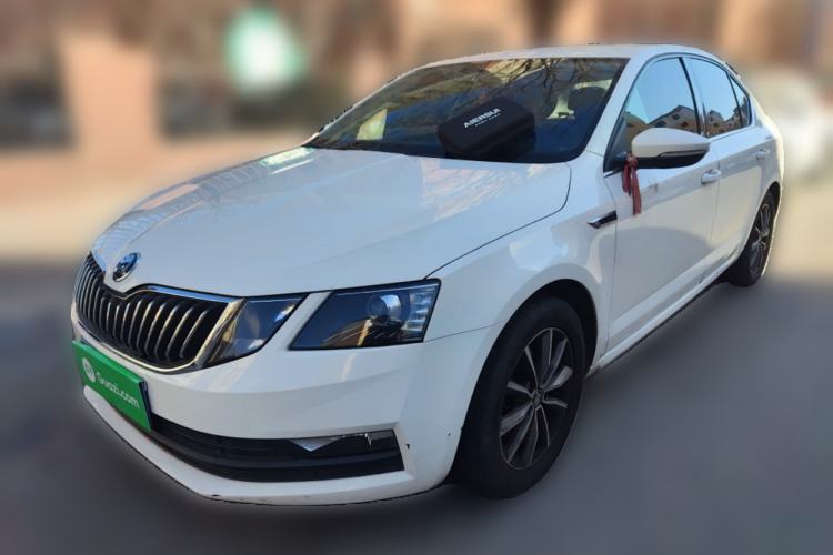 Used Skoda Octavia 2019 1.5L Automatic SmartDrive Comfort Edition China VI Standard