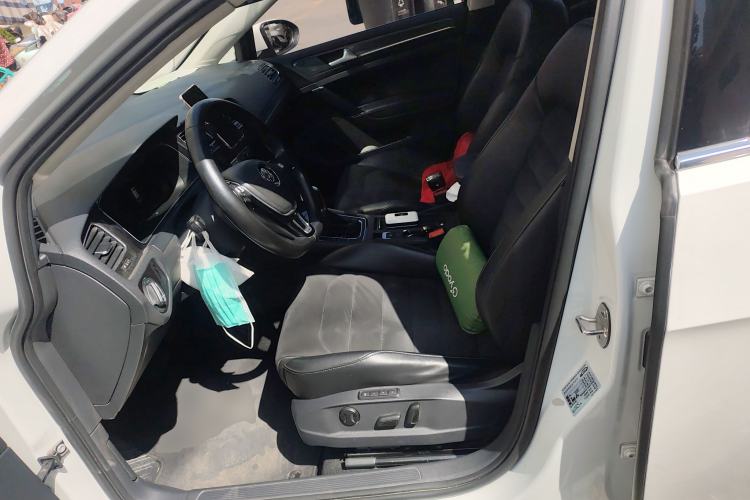 Used Volkswagen Golf 2018 230TSI Automatic Luxury Version