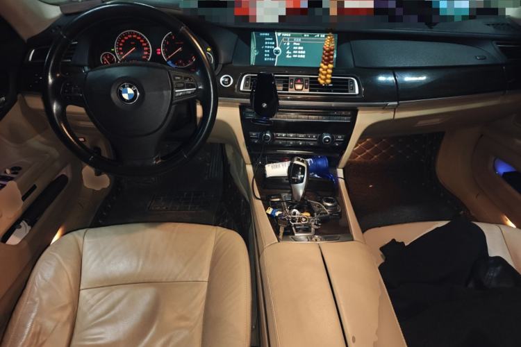 Used BMW 7 Series 2009 740Li Leading Model
