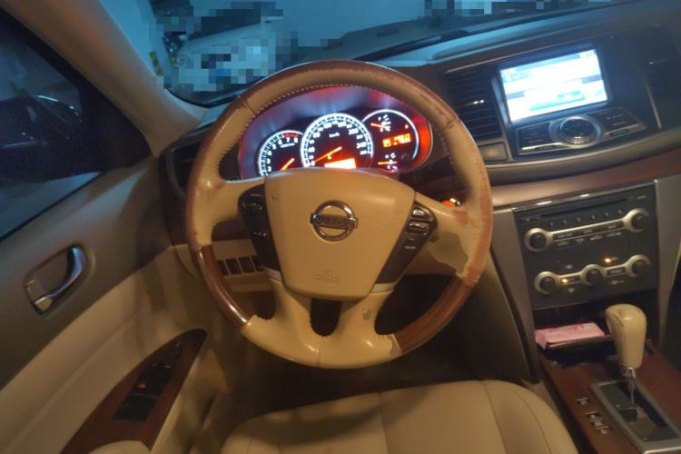 Used Nissan Teana 2009 Duke 2.5L XV VIP Deluxe Edition Steering Wheel