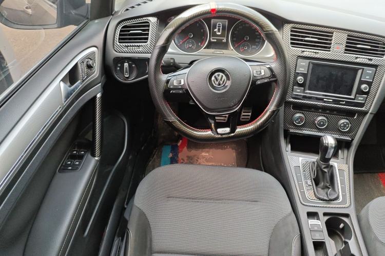 Used Volkswagen Golf 2018 1.6L Automatic Comfort Model Steering Wheel