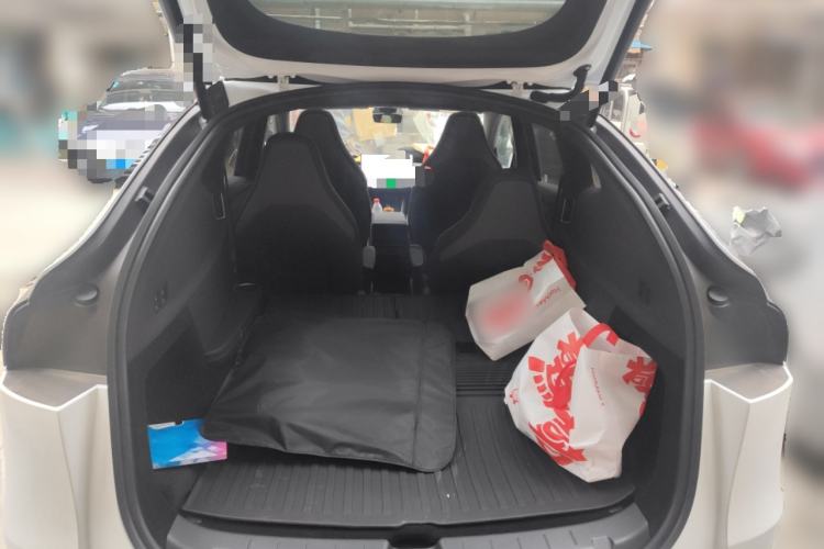 Used Tesla Model Y L 2025 Model Long-Range All-Wheel-Drive Version