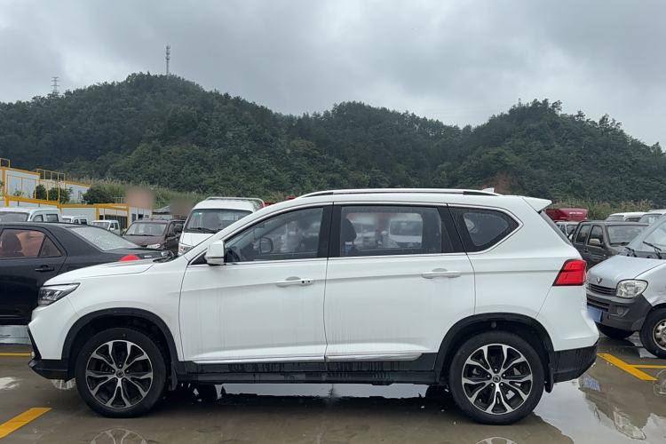 Used FORTHING Joyear X5 2017 Jingxiang Series 1.5T CVT Luxury Model
