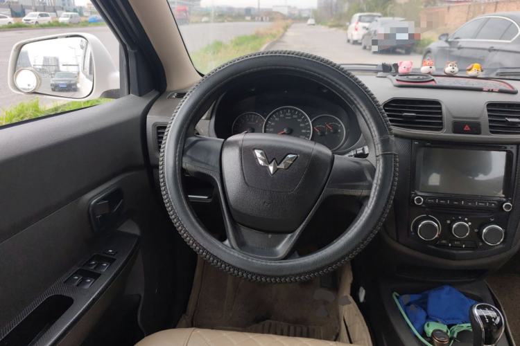 Used Wuling Hongguang 2016 1.5L S Comfort Version
