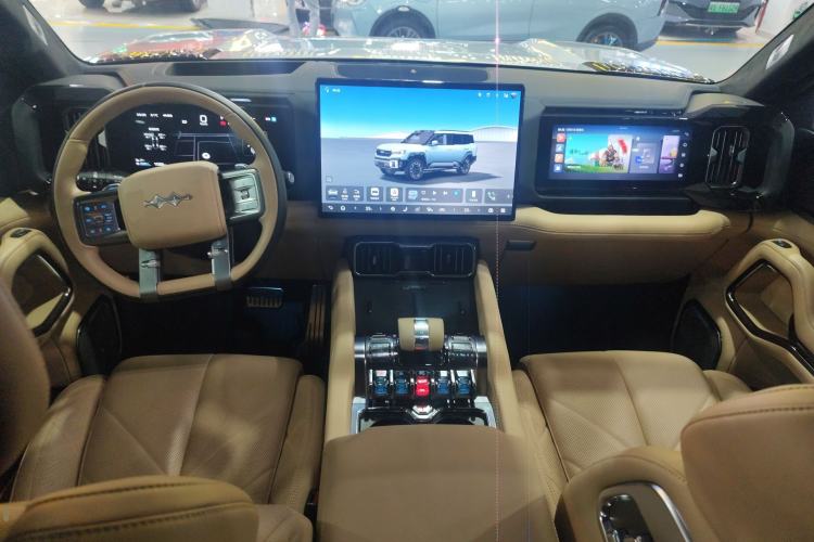 Used Formula Leopard Leopard 8 2025 Smart & Brave Flagship Edition 6 Seats