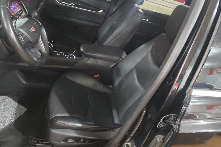 Used Cadillac XT5 2020 28T Luxury Version
