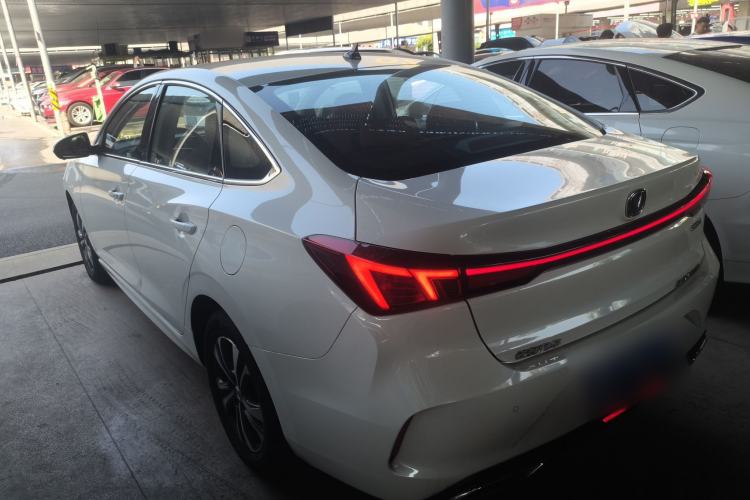 Used CHANGAN Eado 2023 Changan Edition PLUS Blue Whale NE 1.4T GDI DCT Prestige Version