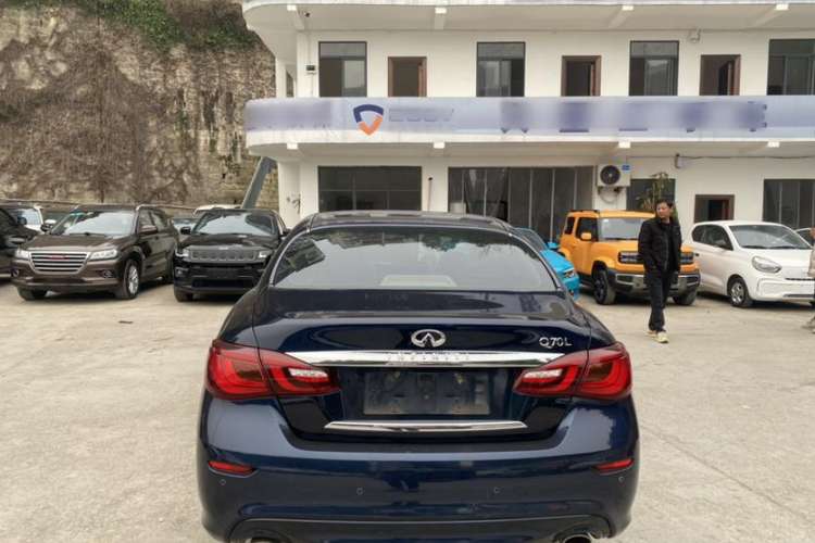 Used Infiniti Q70 2017 Q70L 2.5L Elite Edition