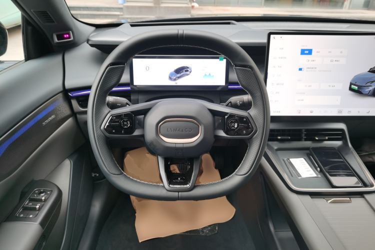 Used Lynk & Co 07 2024 EM-P 126 Long-Range Ultra
