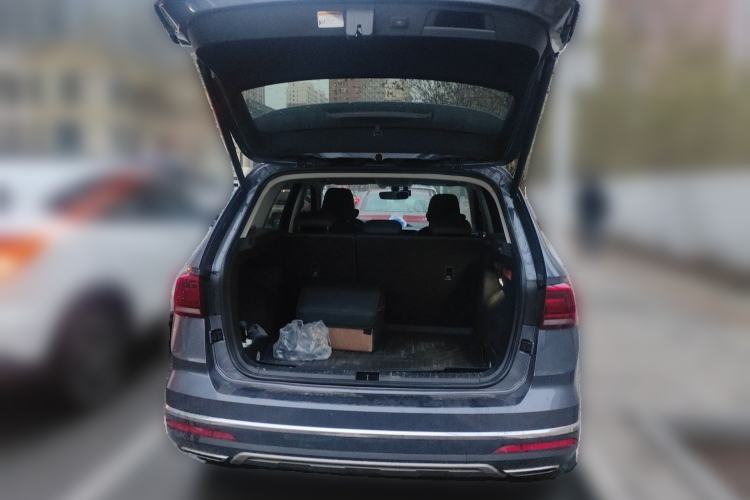 Used Volkswagen Tharu 2019 330TSI Four-Wheel Drive Flagship Model China VI Standard Trunk