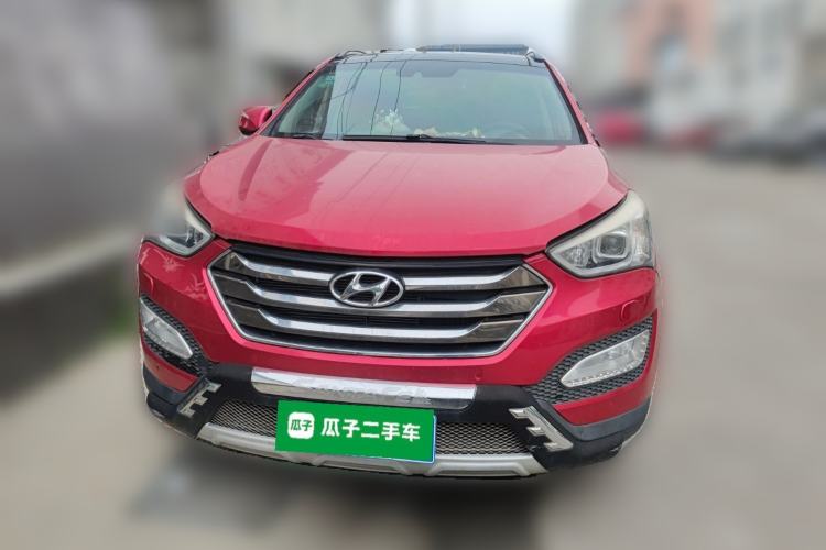 Used Hyundai Santa Fe 2013 2.0T Automatic All-Wheel Drive Top Trim Front