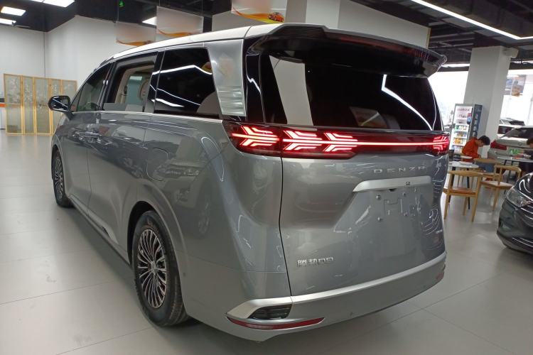 Used Denza D9 2022 DM-i 970 Four-Wheel Drive Flagship Model